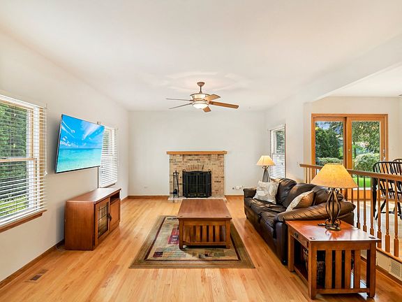 5th image of 681 Wortham Dr