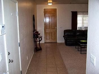 4th image of 1209 E Blackfoot Daisy Dr