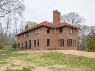 384 Burgess Dr, Galesburg, MI 49053