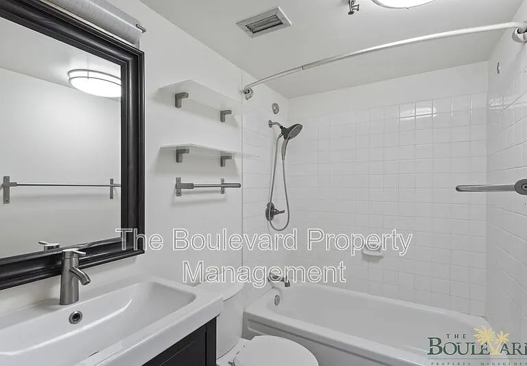 2499 Kapiolani Blvd #3506 — Photo 5