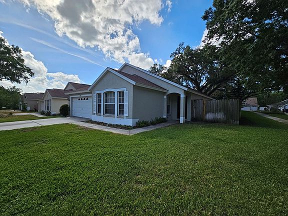 2nd image of 15909 Stags Leap Dr