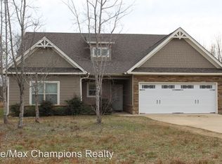 52 Winter Hawk Dr, Fort Mitchell, AL 36856