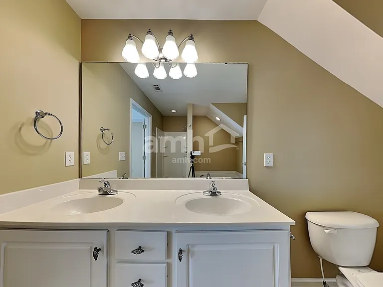 113 Pin Oak Ct — Photo 10