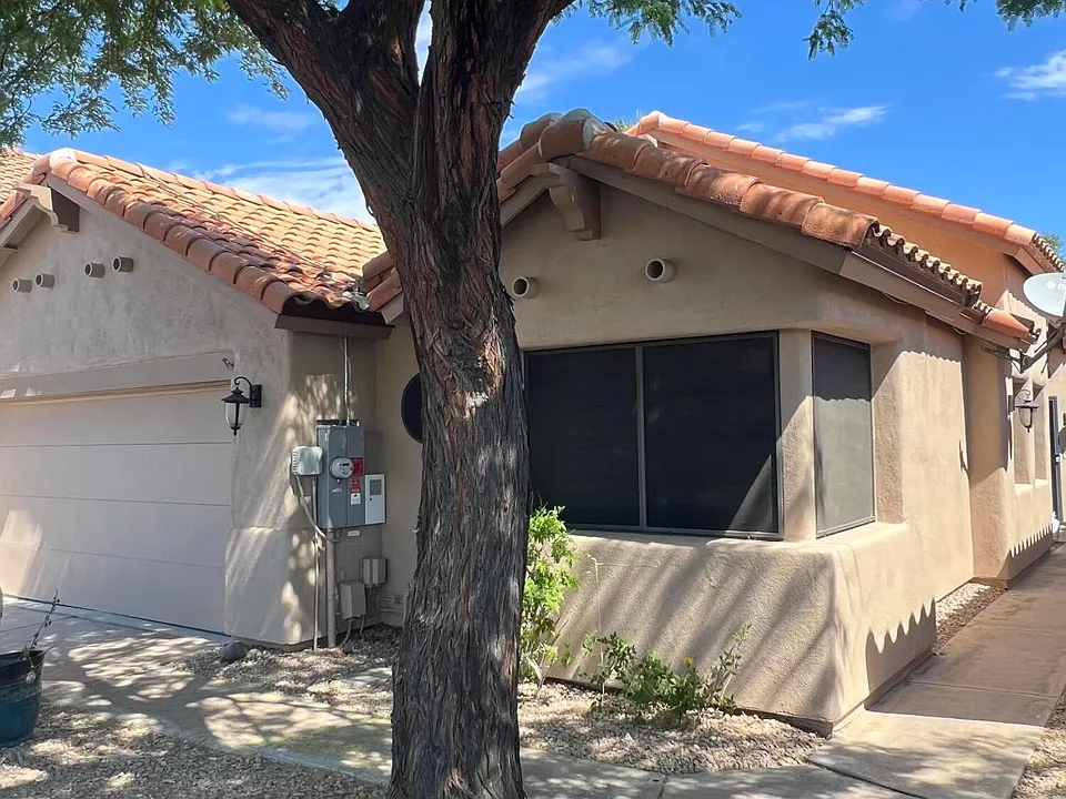 3534 E Verbena Dr