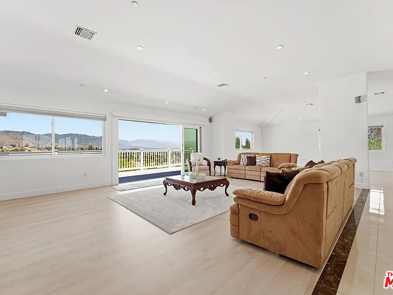12570 Bull Canyon Rd — Photo 11