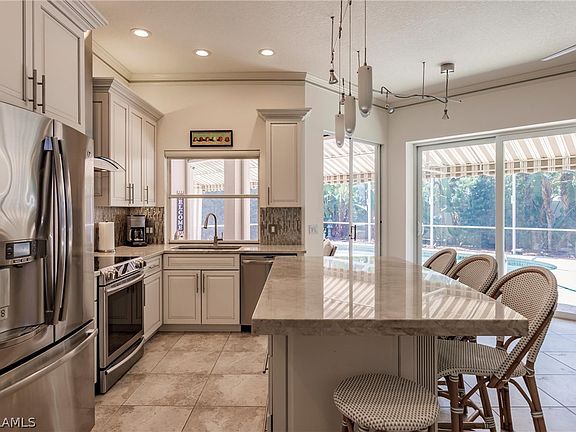 2nd image of 12816 Yacht Club Cir