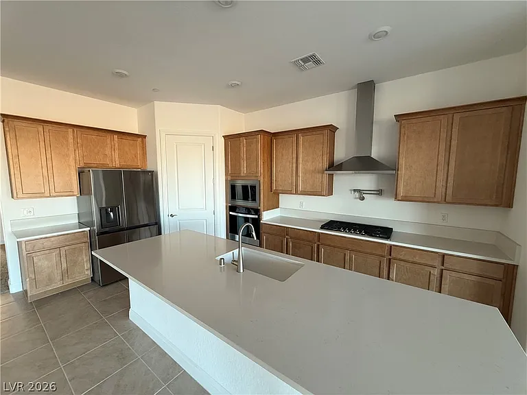 162 Sun Glaze Ave — Photo 21