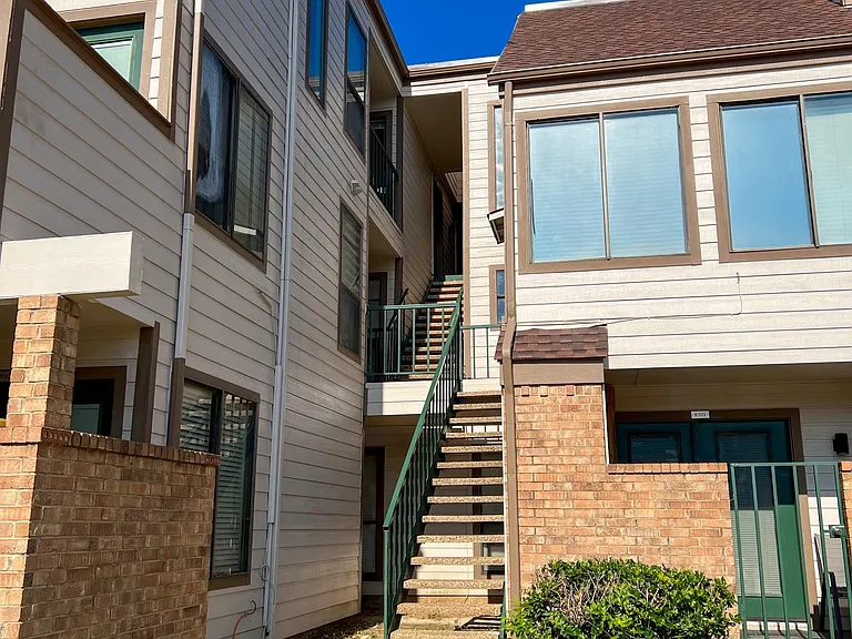 2309 Balsam Dr #K301 — Photo 11