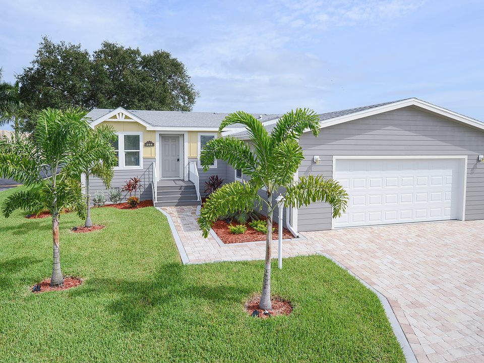 2nd image of 566 Waveside Drive