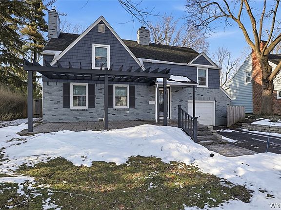 3rd image of 51 Meadowbrook Rd