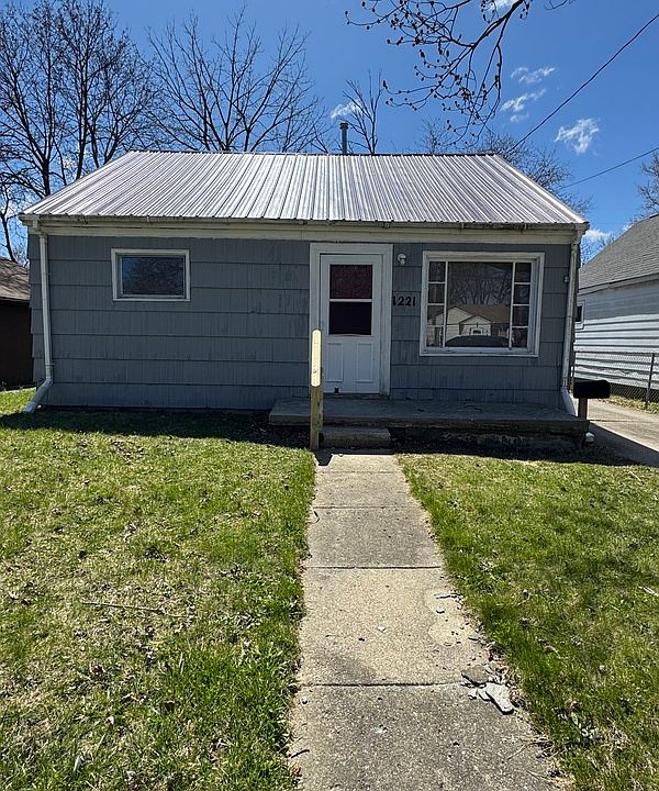 1st image of 1221 Waldman Ave