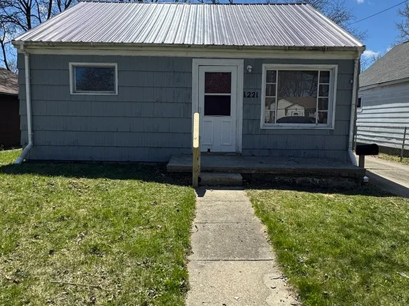 1221 Waldman Ave, Flint, MI 48507