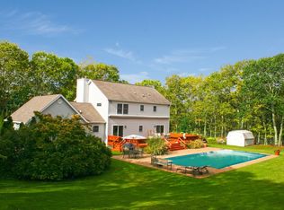 37 Ocean View Pkwy, Southampton, NY 11968