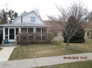 46 S Hancock St, Pentwater, MI 49449