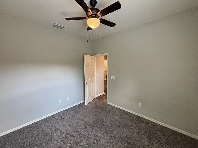 11235 SW 54th Cir — Photo 34