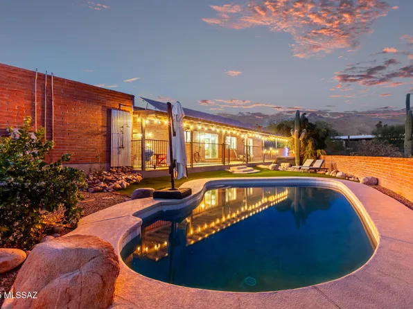 1040 E Camino De Los Padres, Tucson, AZ 85718