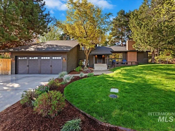 2920 N Selkirk Dr, Boise, ID 83702