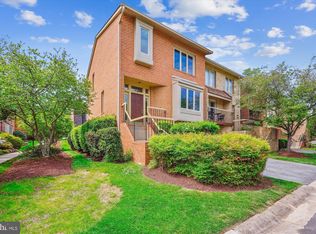 7 Valerian Ct, Rockville, MD 20852