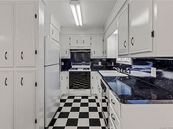 5th image of 2203 Ethel St