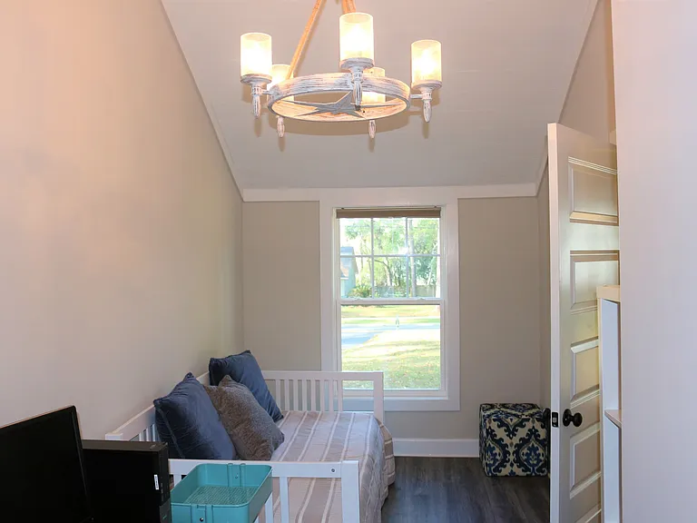 420 Glenwood Dr — Photo 9