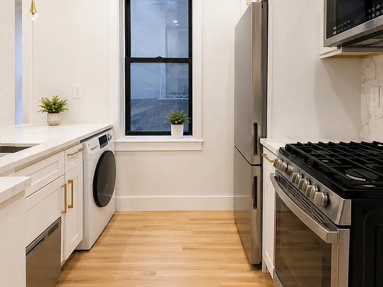 206 W 96th St #4C — Photo 5