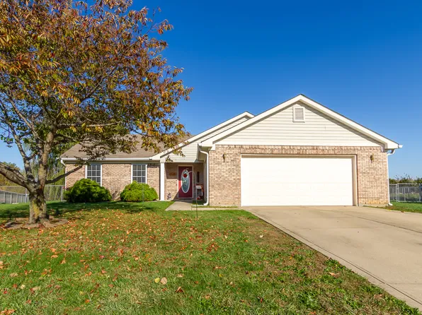 680 Randall Ct, Bargersville, IN 46106