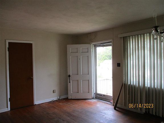 3rd image of 6150 Colorado Ave