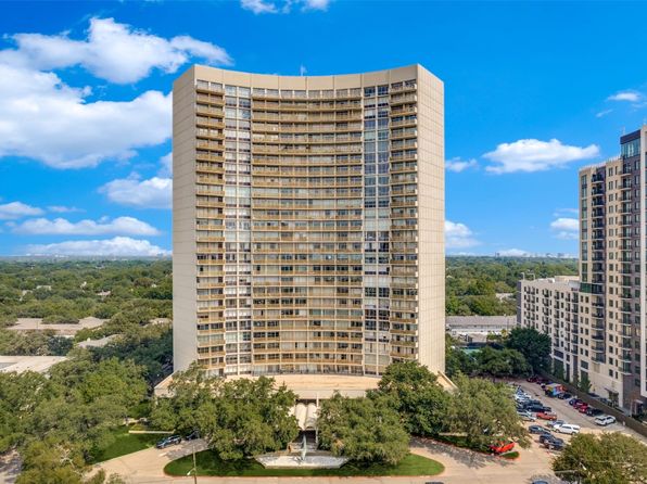 6211 W Northwest Hwy APT 2303