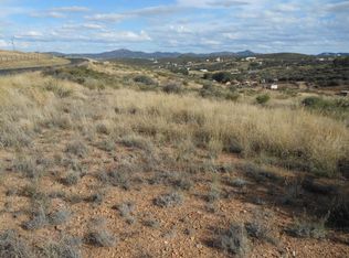 10655 E Henderson Rd, Dewey, AZ 86327