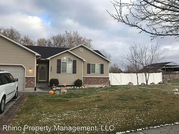 3rd image of 3037 S Ensign Park Dr