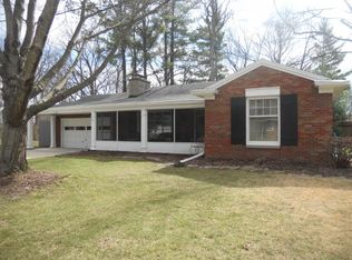 1510 Hickory Hill Dr, Effingham, IL