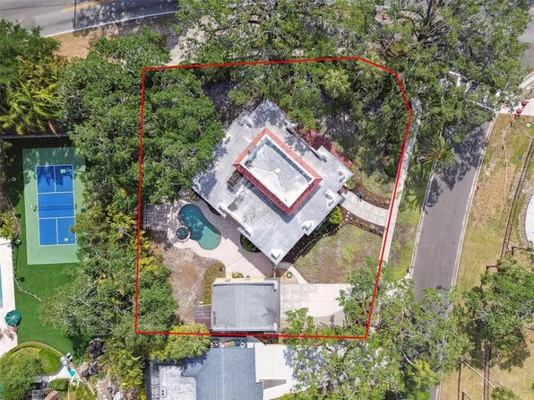 2710 N Dundee St #7, Tampa, FL 33629