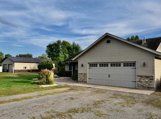 8809 Green Meadow Rd, Milaca, MN 56353