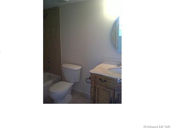 5th image of 2647 NW 25th Ave APT 206