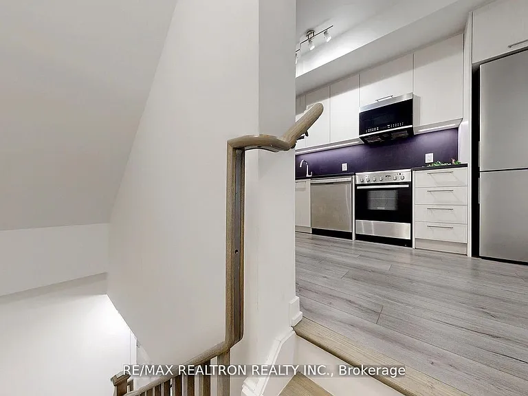260 Finch Ave E #Townhouse 1 — Photo 19