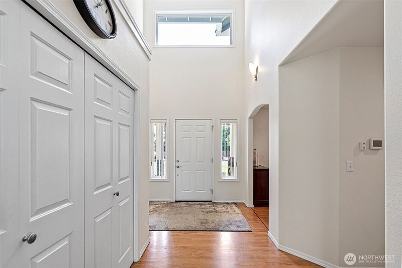 4th image of 3919 162nd Street E