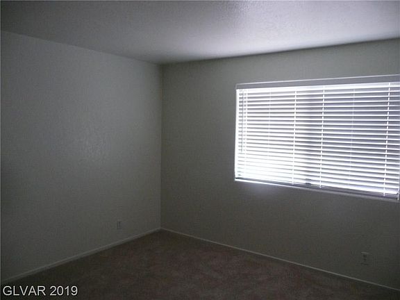 2nd image of 5054 S Rainbow Blvd Unit 102