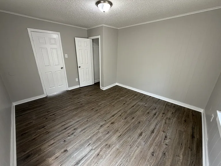 2156 Ethlyn Ave — Photo 15