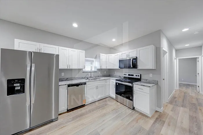 2751 Guilford Ave #A — Photo 10