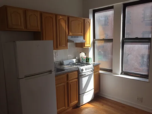 Rented by Michael Palmieri, LREB | media 11