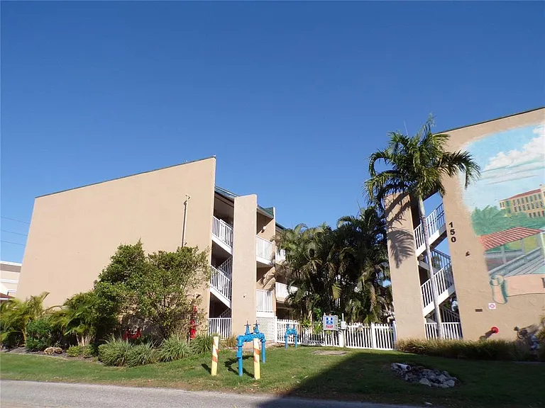 150 Harborside Ave #133 — Photo 15