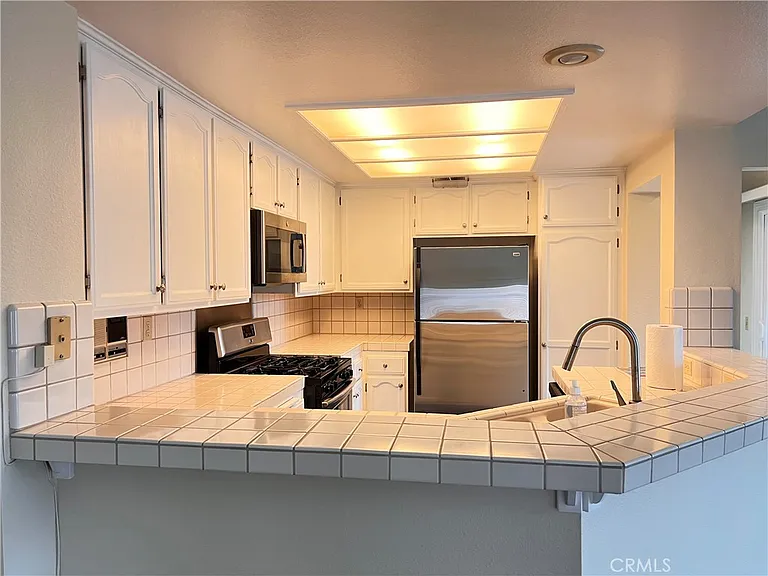 24246 Swiftriver Ct — Photo 9
