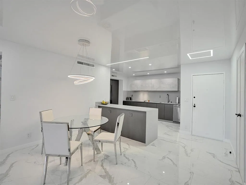 Parkview — Photo 2