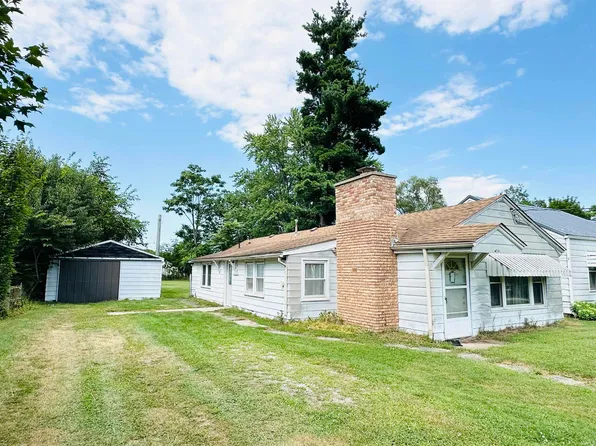 409 W Maple Ave, North Liberty, IN 46554