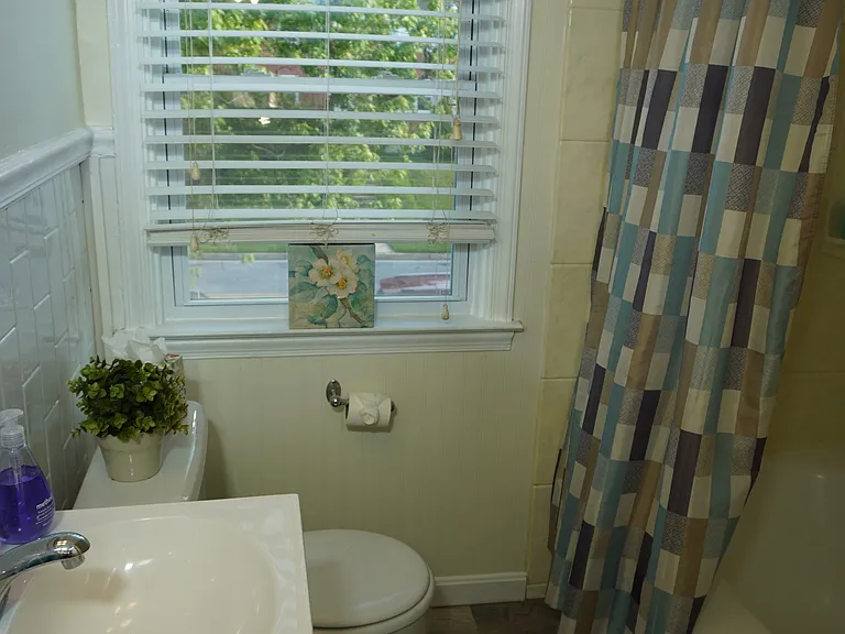 1710 Weston Ave — Photo 31