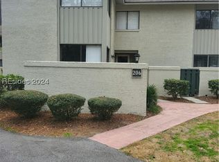 90 Gloucester Rd APT 206, Hilton Head Island, SC 29928