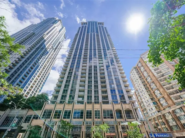 763 Bay St, Toronto, ON