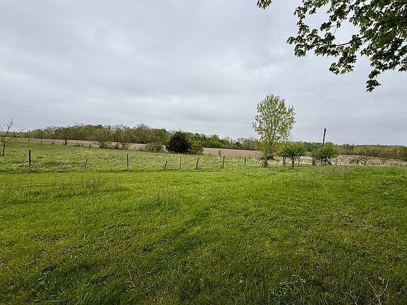 4th image of 8545 SE Jeff Rd