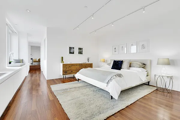 Sold by Compass | media 5