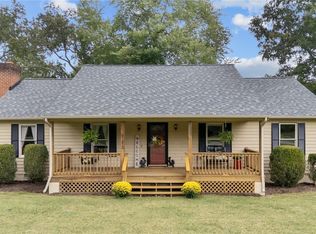 11272 Cauthorne Rd, Glen Allen, VA 23059